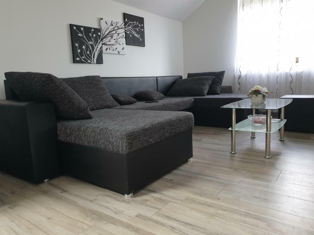 Apartman Majetic Otočac المظهر الخارجي الصورة